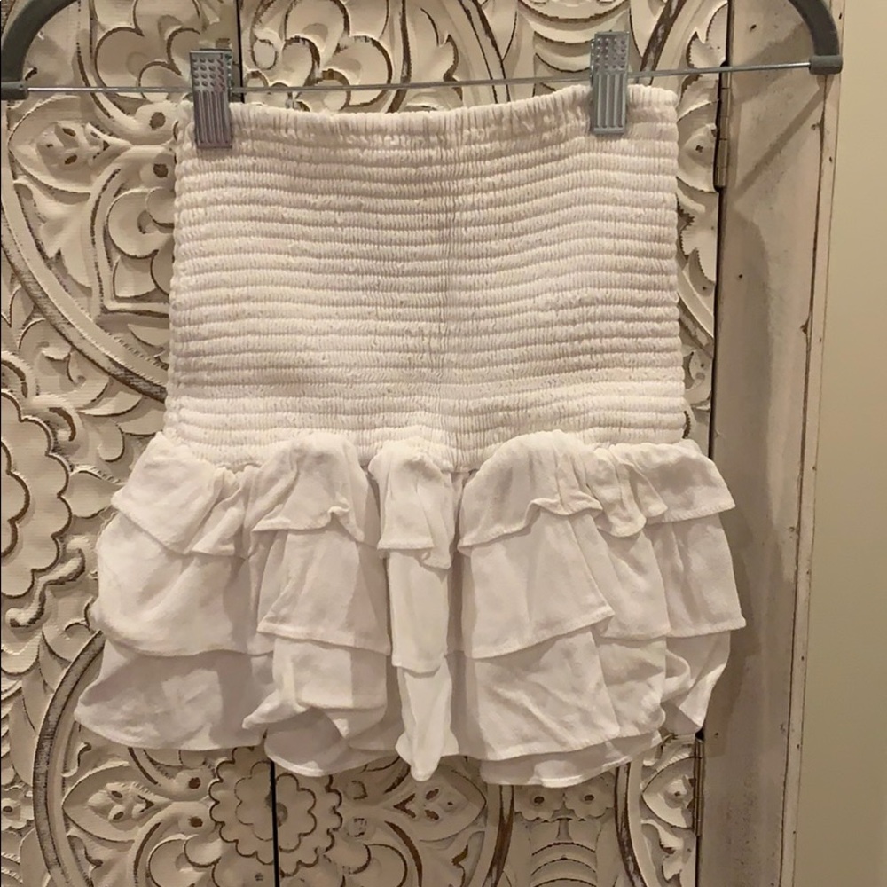 White stretchy ruffle skirt